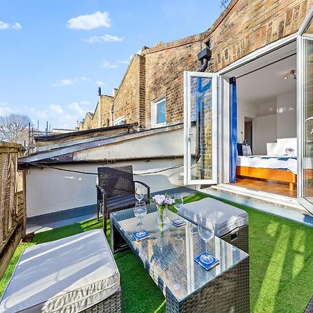 Balcony Blue Theme 1 Bedroom Central London Luxury Flat Near Hyde Park! Accommodates Up To 6! Double Sofa Bed And Next To Station! Luaran gambar