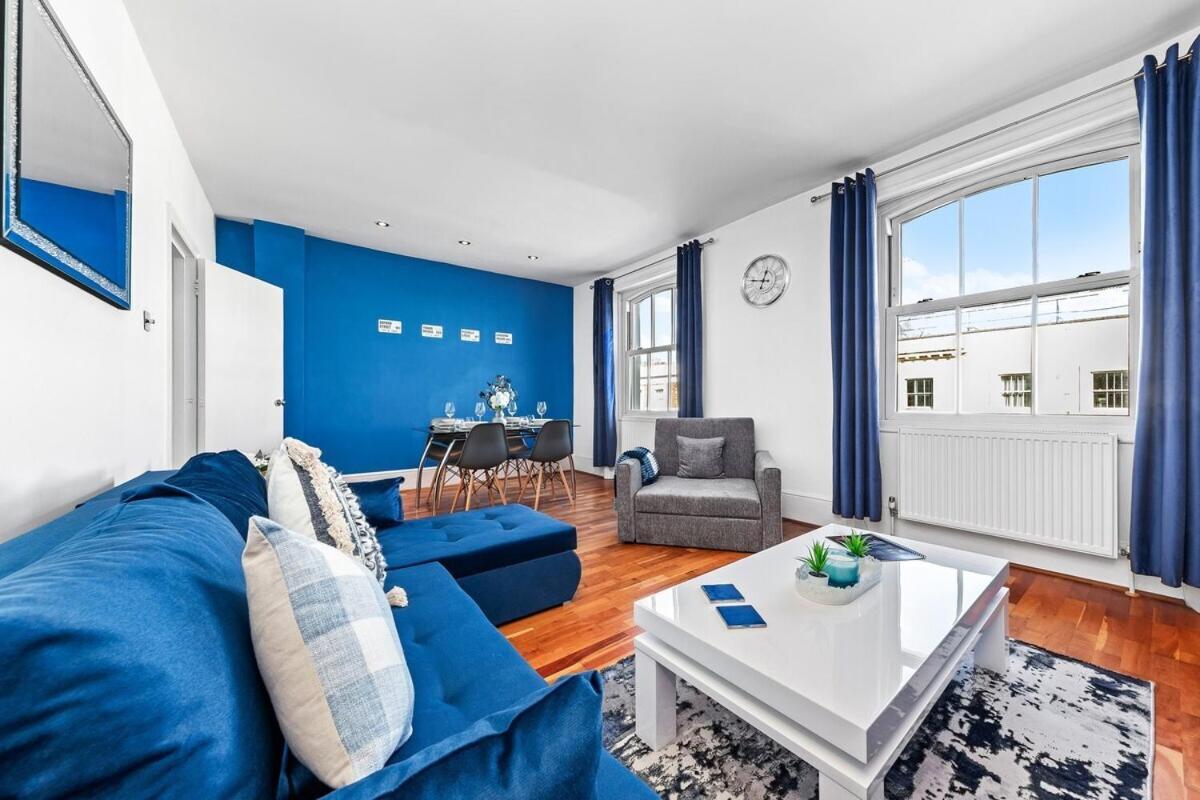 Balcony Blue Theme 1 Bedroom Central London Luxury Flat Near Hyde Park! Accommodates Up To 6! Double Sofa Bed And Next To Station! Luaran gambar