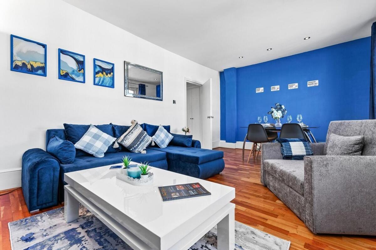 Balcony Blue Theme 1 Bedroom Central London Luxury Flat Near Hyde Park! Accommodates Up To 6! Double Sofa Bed And Next To Station! Luaran gambar