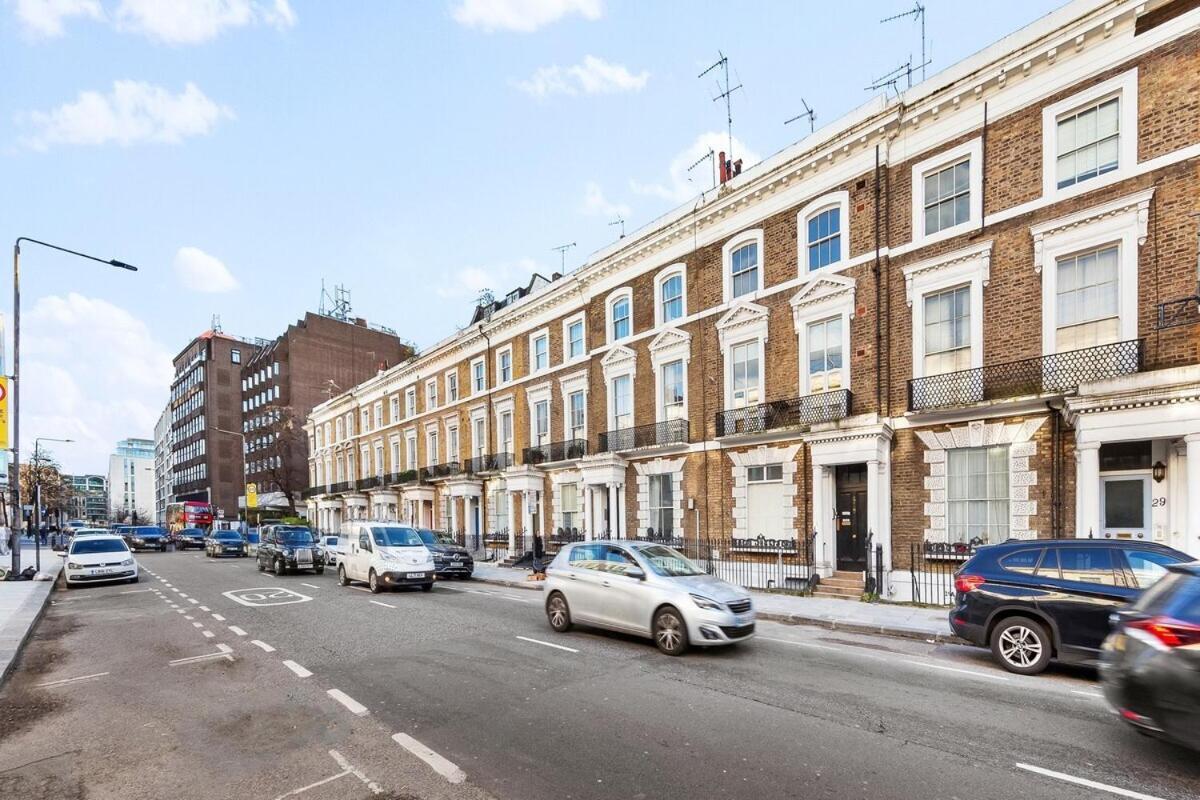 Balcony Blue Theme 1 Bedroom Central London Luxury Flat Near Hyde Park! Accommodates Up To 6! Double Sofa Bed And Next To Station! Luaran gambar
